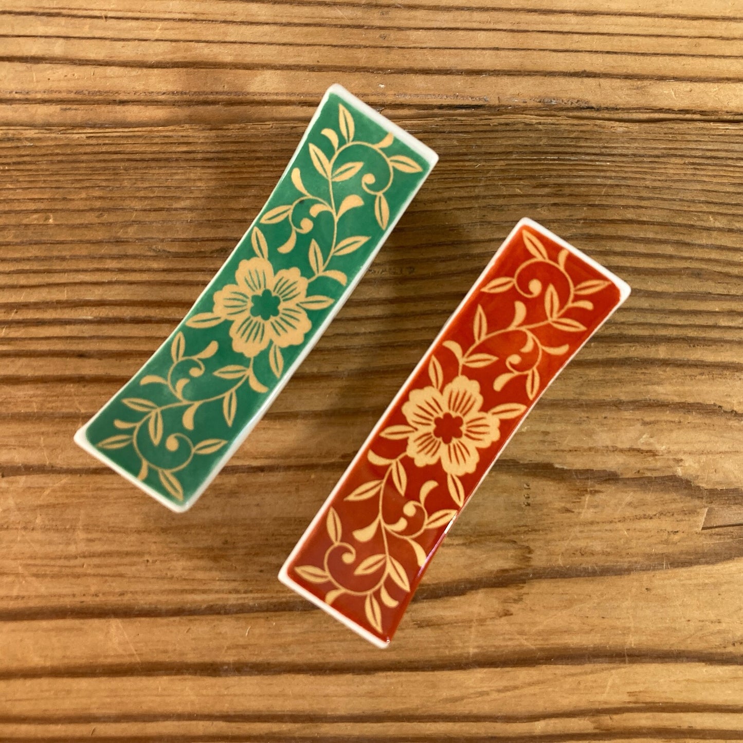 Japanese Dinnerware Mino ware Floral Chopstick Rest 4